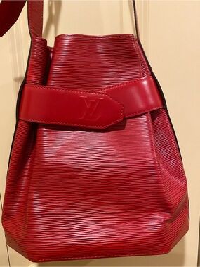 Louis Vuitton Epi Bucket Bag